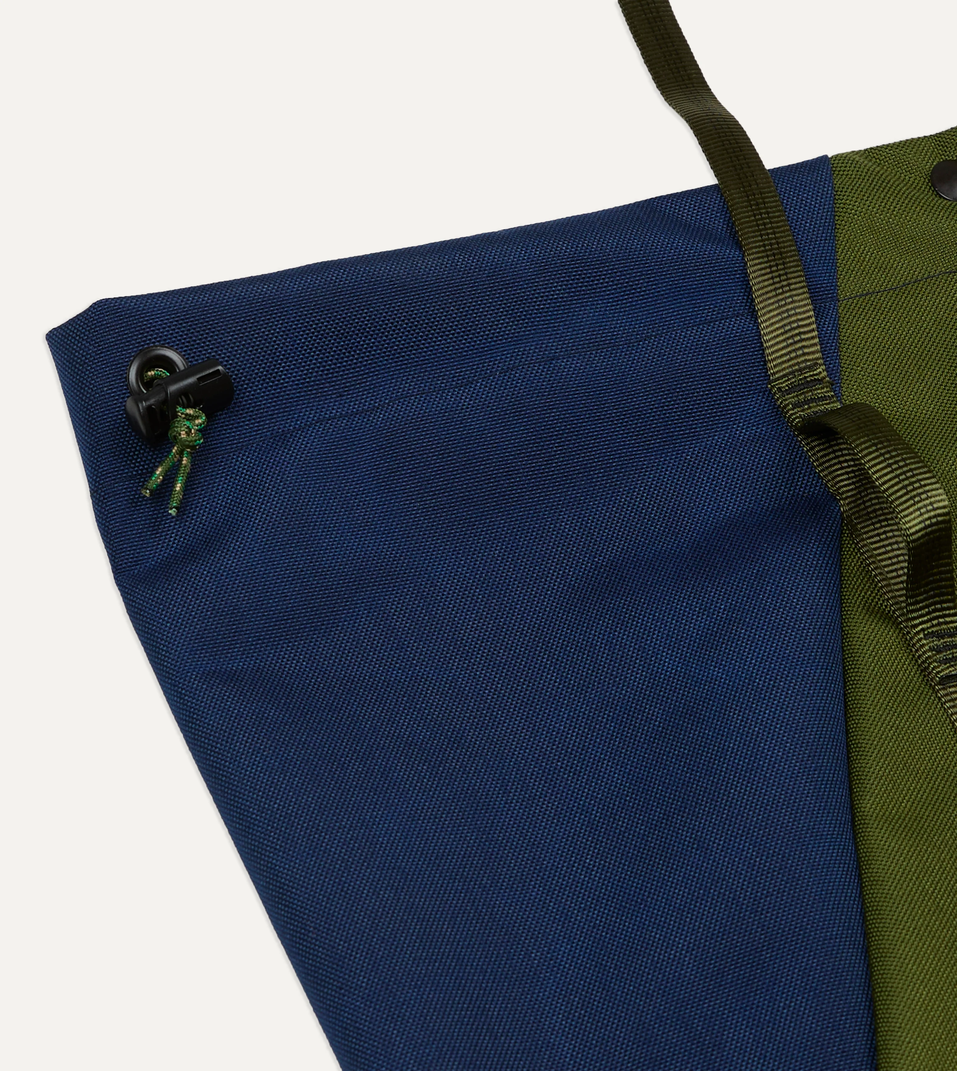Epperson Mountaineering Moss and Midnight Large Climb Tote - Image 5